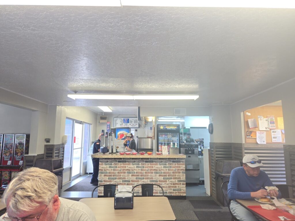 Big J\\\\\\\\\\\\\\\'s Pizza & Burgers 5